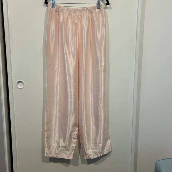 Vintage Dentelle Embroidered Ivory Satin Pajames with Long Sleeves - Picture 5 of 10